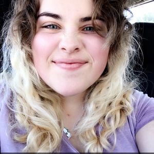 Meet your Posher, Cara